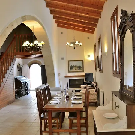 Villa Mylo